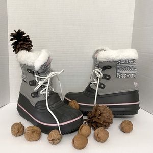 London Fog Girls Snow Boots.